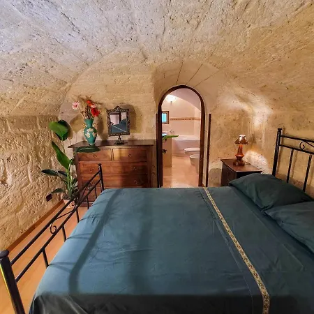 Cozy Classical Residence In The City Center Bari Esterno foto