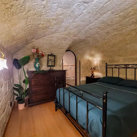 Cozy Classical Residence In The City Center Bari Esterno foto